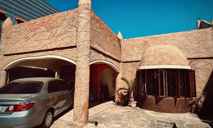 Vigan House | Spacious 2-bedroom house near Baluarte in Vigan City