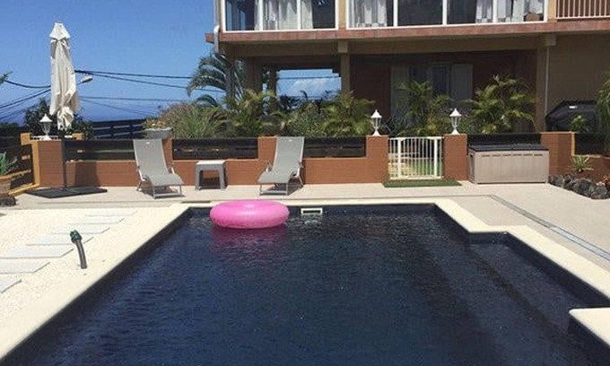 Les Avirons Cottage | Spacious 2-bedroom apartment in Avirons - Terrace & Parking