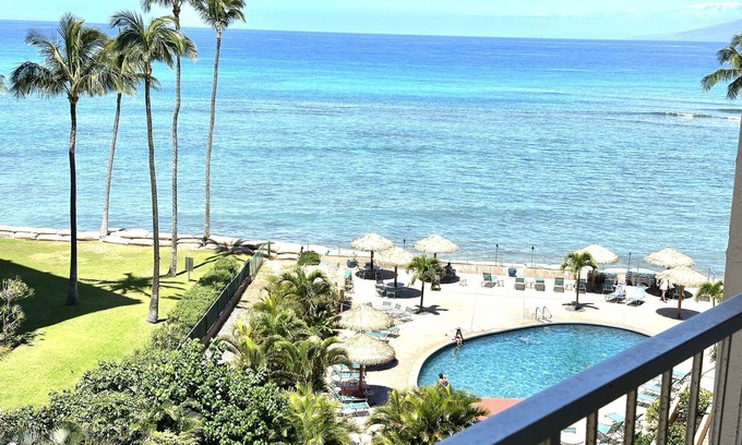 Kahana Hotel | Spacious 2bedroom/2bath Beach Front Condo