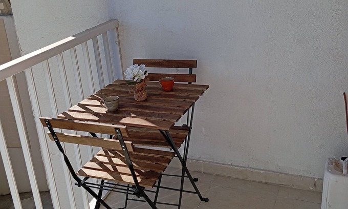 Zejtun House | Spacious 3-bedroom apartment with WiFi, AC in charming Zejtun