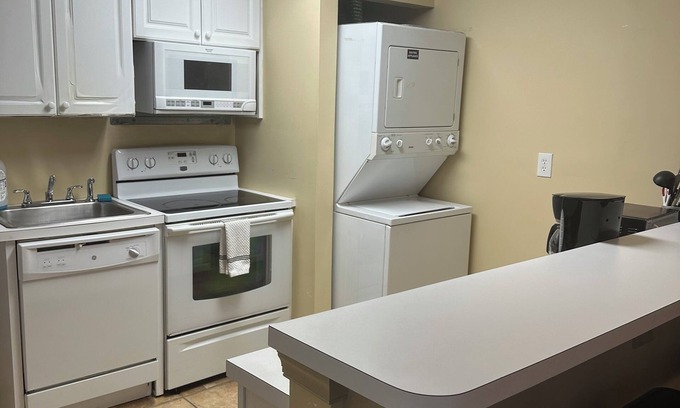 Cherry Hill Apartment | Spacious 3-bedroom 2nd floor unit with AC and WiFi in awesome Cherry Hill.