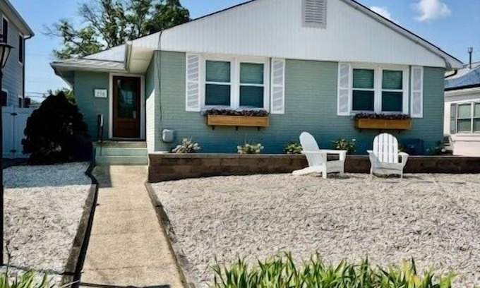 Point Pleasant Beach House | Spacious 3BR 2ba Beach Ranch, NEW RENOVATIONS! - Great location, Sleeps 8!