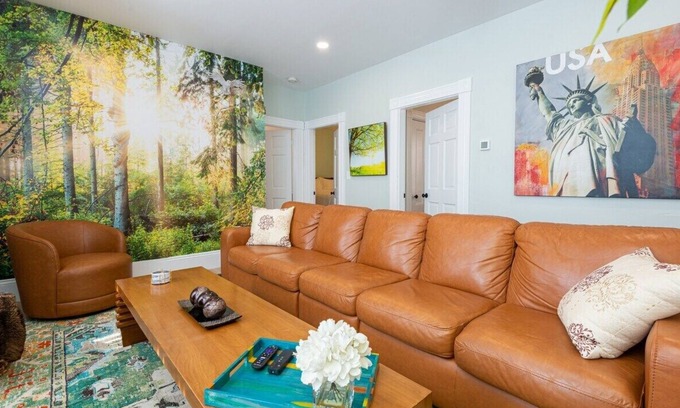 Beverly Condo | *Spacious 3BR Spooky Home|Salem+Beverly|Parking