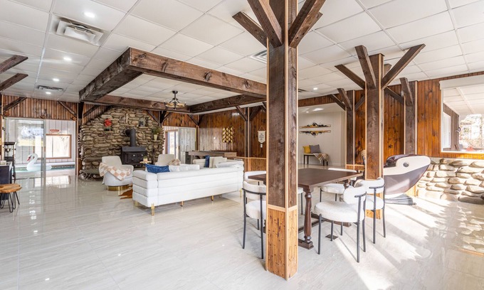 North Branch House | Spacious 4 Bdrm w/Indoor Heated Pool+Sauna+Creekn