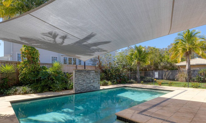 Mudjimba House | Spacious 4-Bed Home with Pool and Veranda