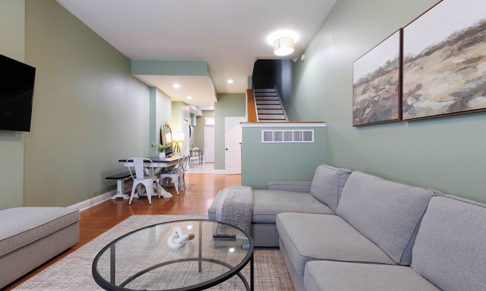 Soulard House | Spacious 4-bedroom townhome in St. Louis