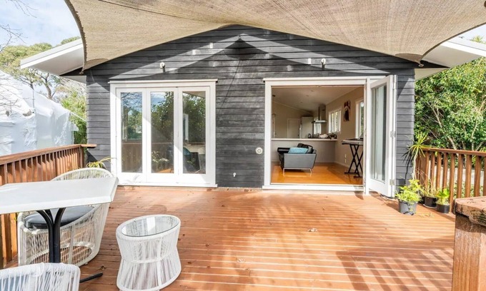 Glendowie House | Spacious 4BDR Glendowie oasis in leafy surrounds
