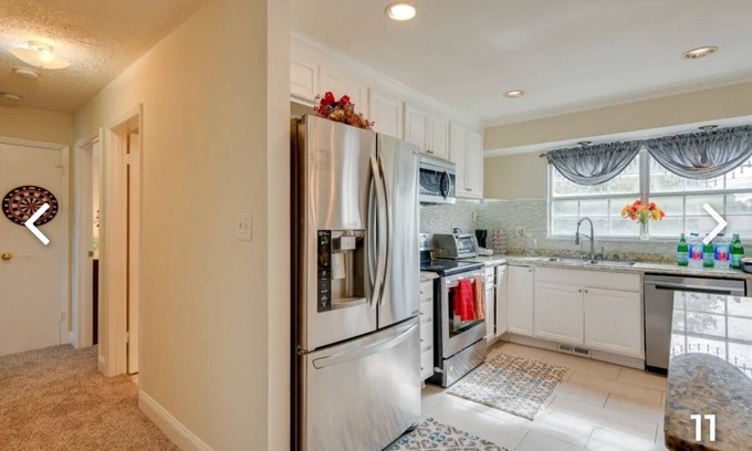 Oxon Hill-Glassmanor House | Spacious 5-bedroom Get-Away deal in charming Fort Washington