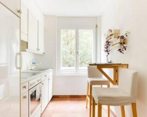 Lausanne Apartment | Spacious 52 sqm Cozy Flat - Free Parking - 10 min to Lausanne Old Town