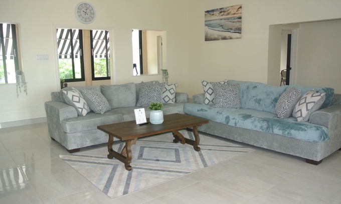 Tower Isle House | Spacious 6-bedroom house with WiFi and AC in charming St. Mary Parish