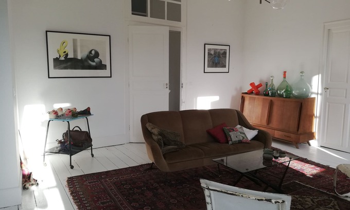 Cahors Apartment | Spacious and bright 163m2 apartment restored with cachet City Center