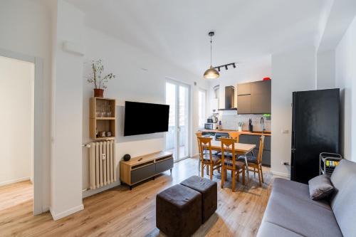 Calvairate Apartment | Spacious and bright apartment in Porta Vittoria