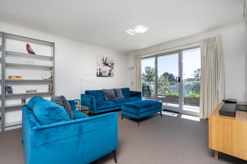 Braddon Apartment | Spacious and Cosy Apt with Great Views in Braddon - Hosted by CanStay