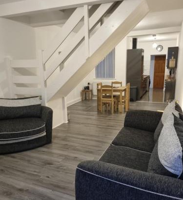 Barrow-in-Furness House | Spacious and Modern Town House close to The Lake District