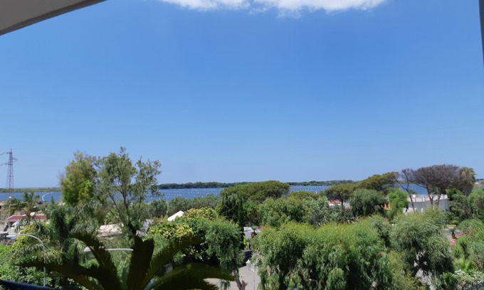 Bacoli House | Spacious and Panoramic Apartment 100 meters from the Casina Vanvitelliana