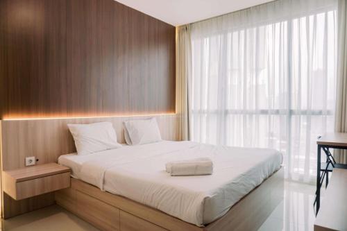 Semanggi Apartment | Spacious and Warm 2BR at Ciputra World 2 Apartment By Travelio