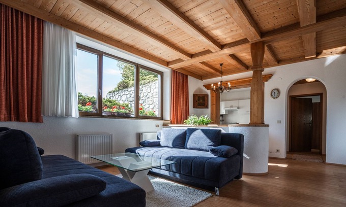 Reith bei Seefeld Apartment | spacious apartment with nice view of the Tyrolean mountains
