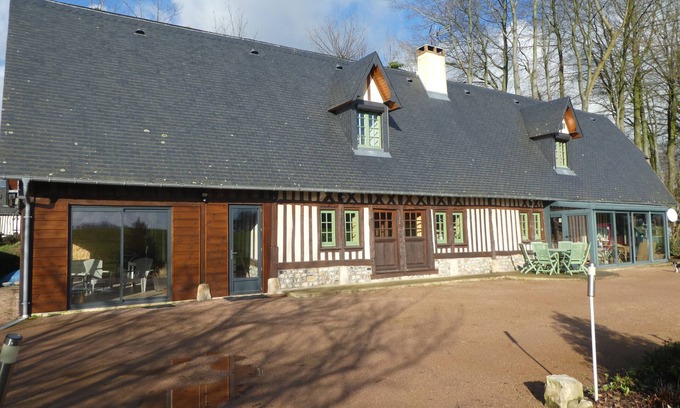 Bernieres Apartment | Spacious apartment in Normandy farmhouse.