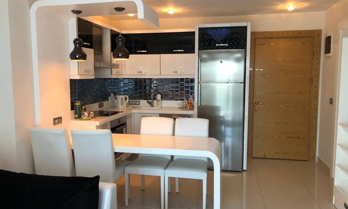 Seki Apartment | Spacious apartment near the beach