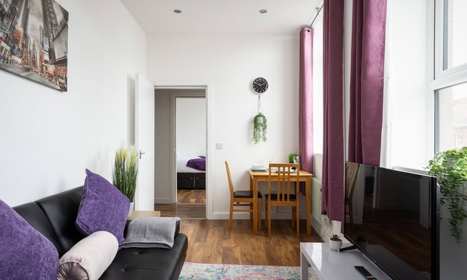 Wakefield Apartment | Spacious apartment offers comfort of your own home in the heart of Wakefield .