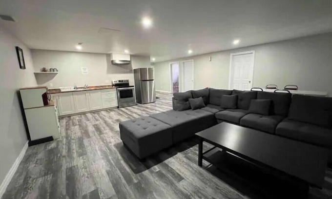 Cochrane Apartment | Spacious Apartment On Hwy 11 S (Includes all the amenities you need)