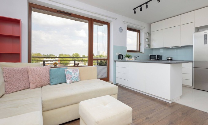 Bielany Apartment | Spacious Apartment + Parking by Renters