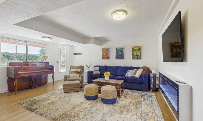Eagle Apartment | Spacious apartment w/kitchen, wifi, great location & beautiful backyard