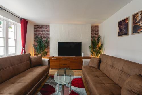 St. Pancras Apartment | Spacious APT with Garden in Central London