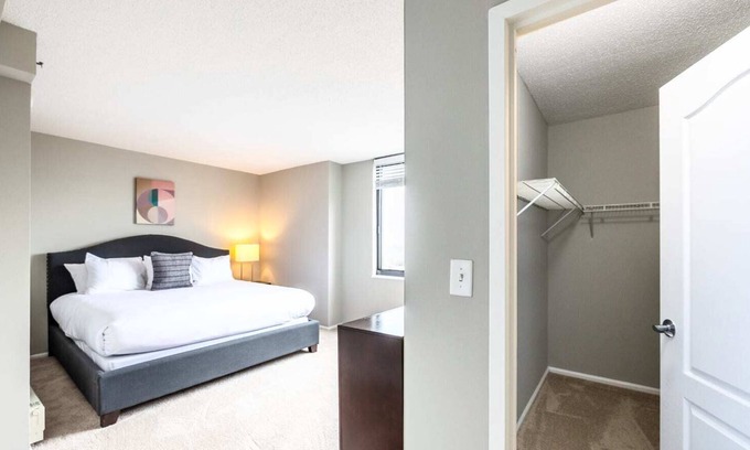 White Plains Apartment | Spacious Apt with Gym-BSC-219J
