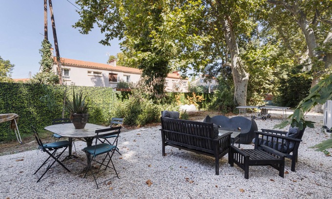 Espira de l'Agly House | Spacious Artist's Studio Duplex