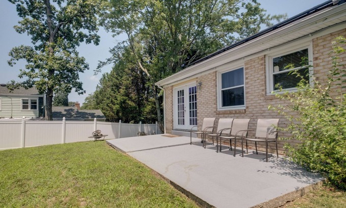 Clinton House | Spacious Clinton Home w/ Patio: 12 Mi to Capitol!