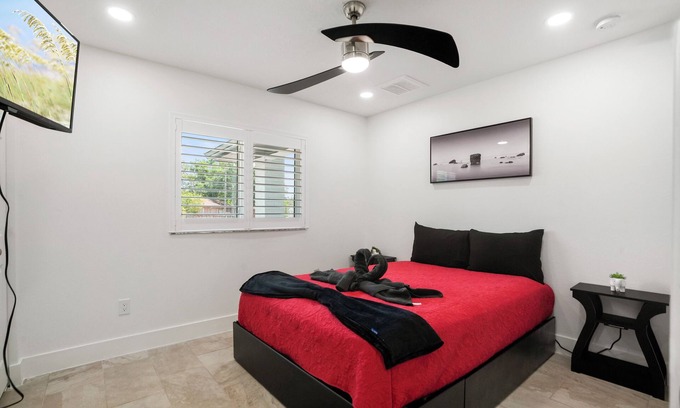 Limona Improvement Apartment | Spacious & Comfortable - 4 BR - Large Land