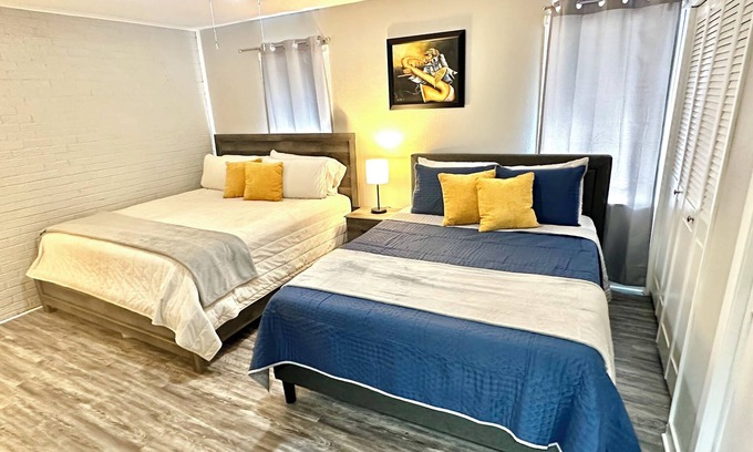 Tougaloo Condo | Spacious Condo w/Patio! Near Mall & Reservoir w/Garage & Outdoor Games