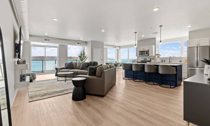 Lake City Condo | Spacious Condo with beautiful windows overlooking Lake Pepin - Attached Garage - Unit 208