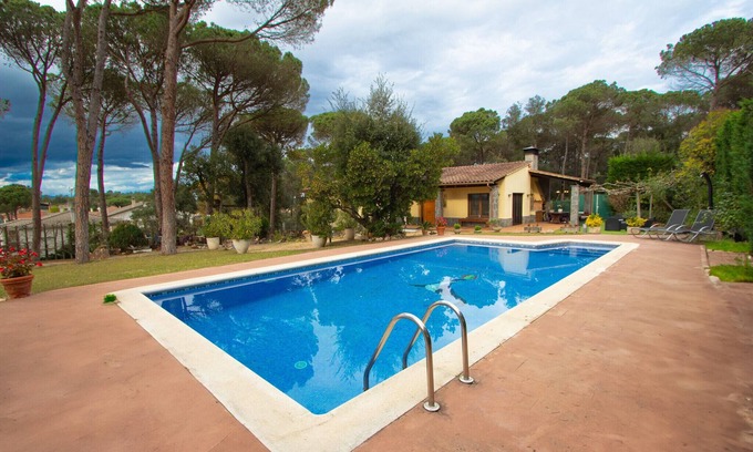 Sils Villa | Spacious Countryside Costa Brava Relax