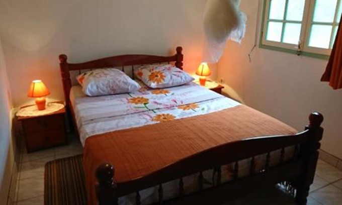 Riviere-Pilote Cottage | Spacious F4 at 1. 5 Km from the beach in a quiet environment close to nature