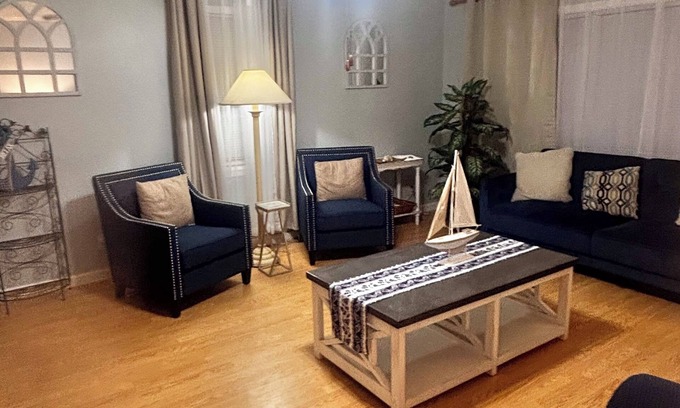 Gulfport House | Spacious family beach home w bbq grill, arcade, game room near park & downtown
