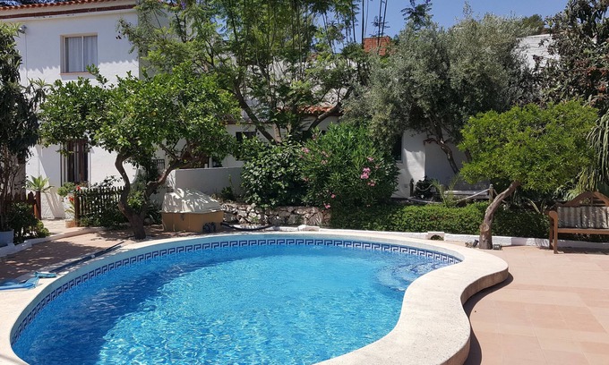 Rotova Other | Spacious Farmhouse enjoying Mature Gardens, Heated Private Pool & Stunning Views