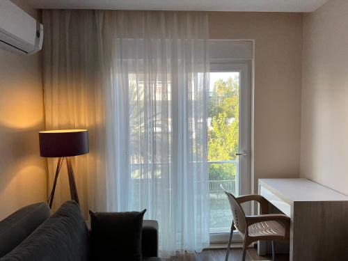 Kultur Mahallesi Apartment | Spacious Flat Close To Sea'4'
