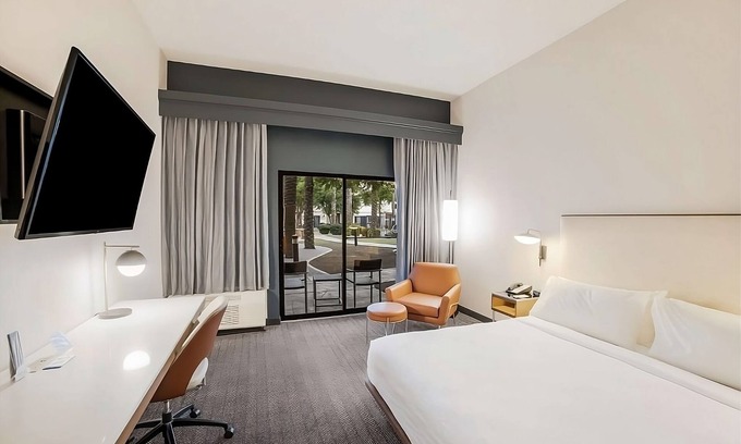 Chandler Apartment | Spacious Good-Value 1BR Accommodation Close to Makutu's Island! Outdoor Pool