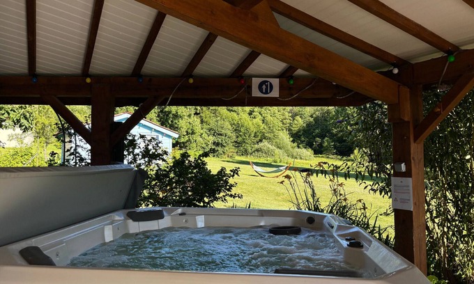 La Chapelle-aux-Bois Cottage | Spacious house with spa, ping-pong, and foosball, perfect for family relaxation