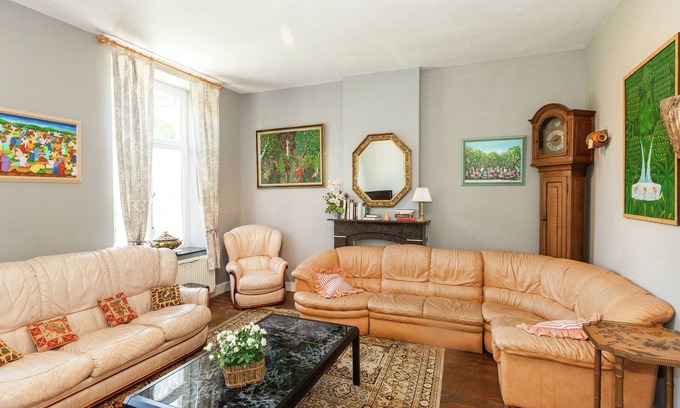 Comblain-la-tour House | Spacious Holiday Home with Garden