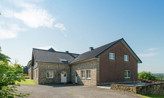 Walk House | Spacious Holiday Home in Chodes with Sauna
