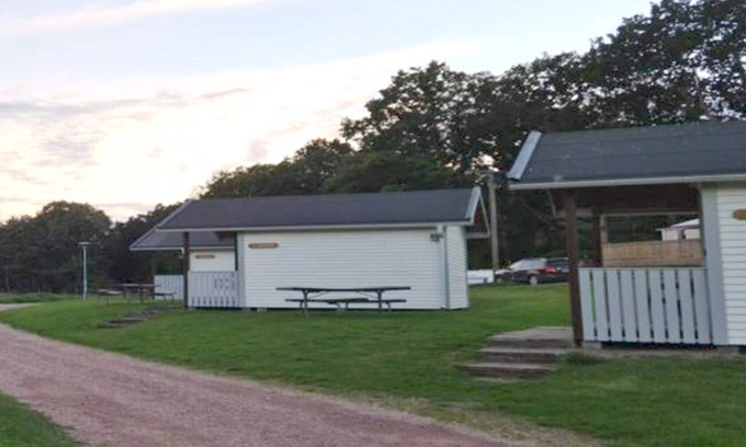Hoor Municipality House | Spacious holiday home in Hoor