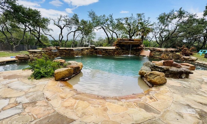 West Oak Hill House | Spacious Home with Casita: Resort-Style Pool, Gazebo, 2 Full Kitchens, 2 acres