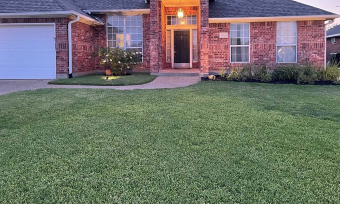 College Station House | Spacious Home with Rustic Charm and Modern Amenities!
