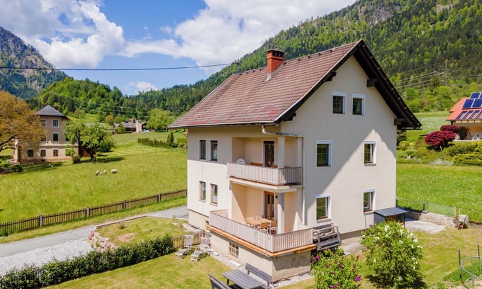 Kotschach-Mauthen House | Spacious house with garden near a ski resort
