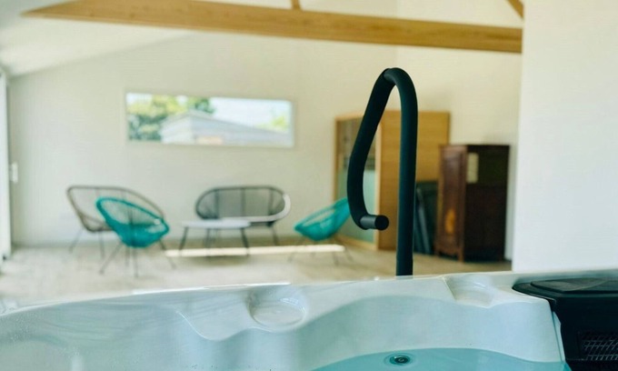 La Roche-sur-Yon Cottage | Spacious House with Spa, Sauna, Near La Roche-sur-Yon & Attractions