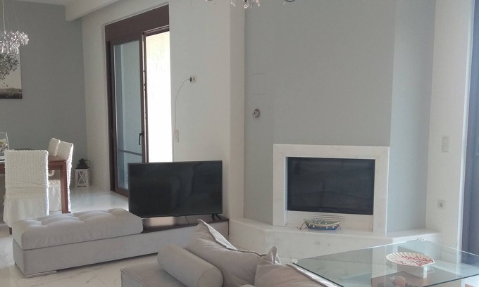 Xiro Chorio House | Spacious house with gorgeous sea view