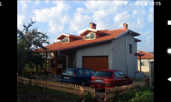 Veliko Tarnovo Bed & Breakfast | Spacious House With Garden for a Quiet Getaway